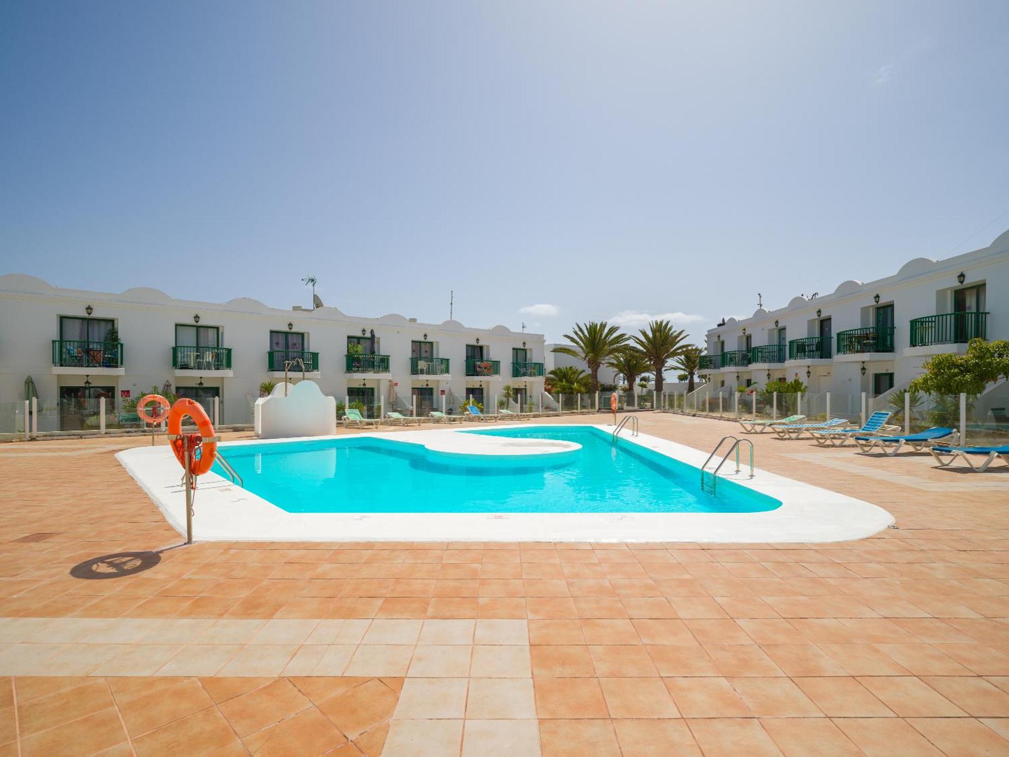 Sea Breeze Pool View & Wifi By Irent Fuerteventura Apartment Corralejo Bagian luar foto