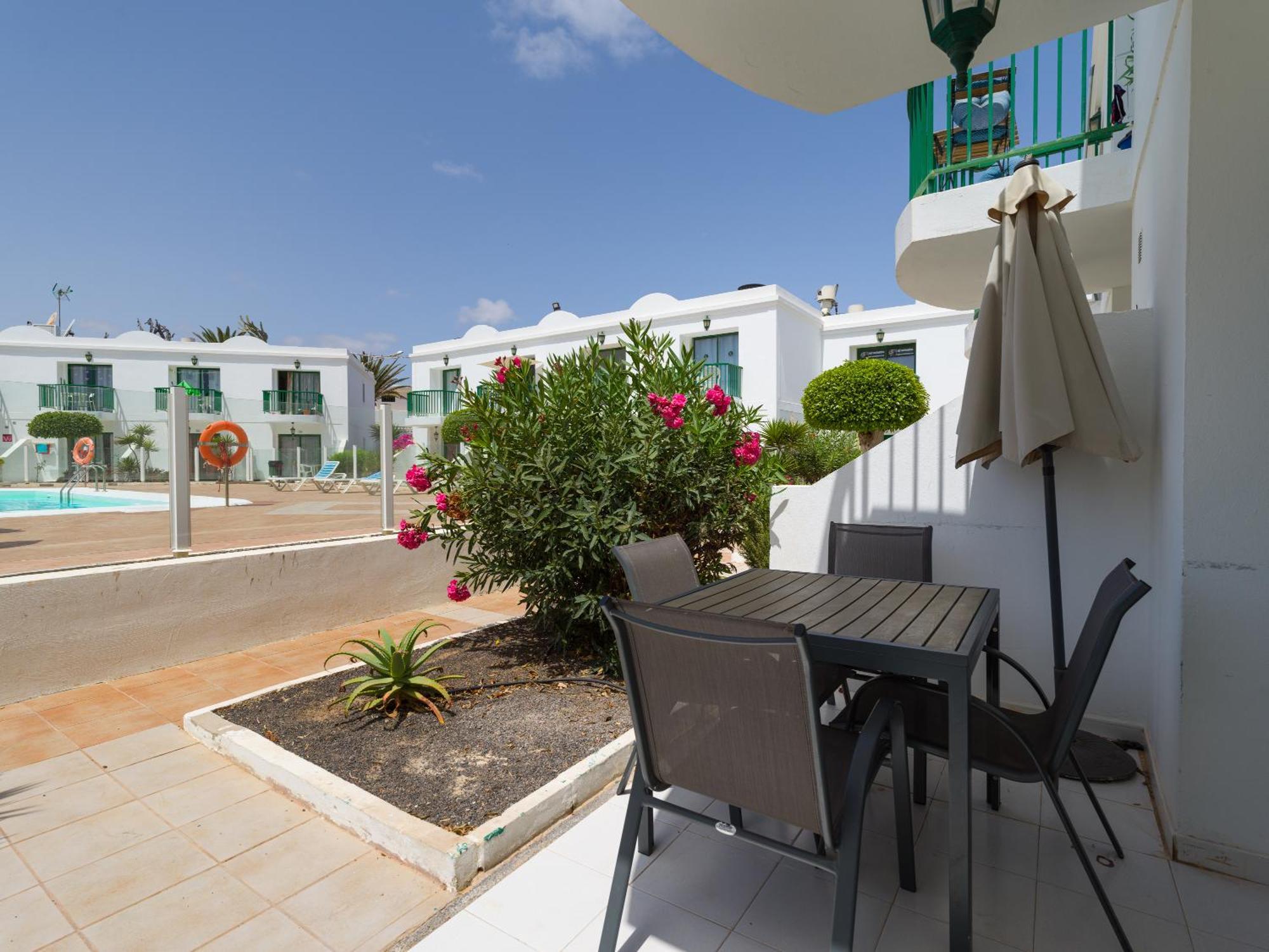 Sea Breeze Pool View & Wifi By Irent Fuerteventura Apartment Corralejo Bagian luar foto